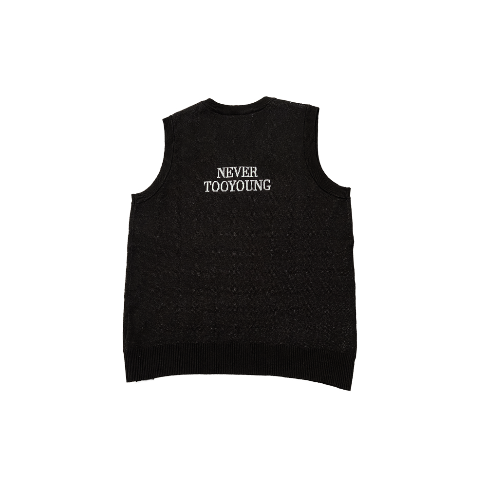 Core Knit V-Neck (Black)