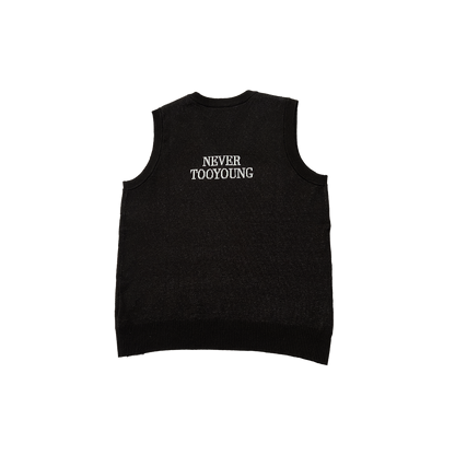 Core Knit V-Neck (Black)